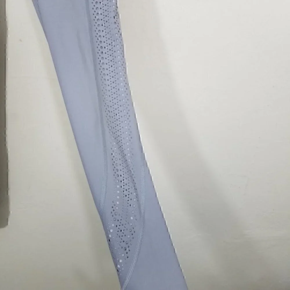 Victoria's Secret Sport Mesh Legging Size S - Picture 3 of 6